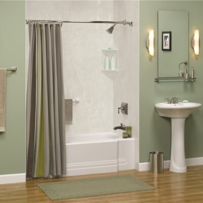 Simple and clean shower with curtain rod