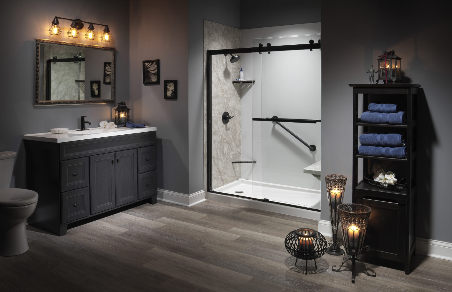 Two-tone Pompeii marble shower