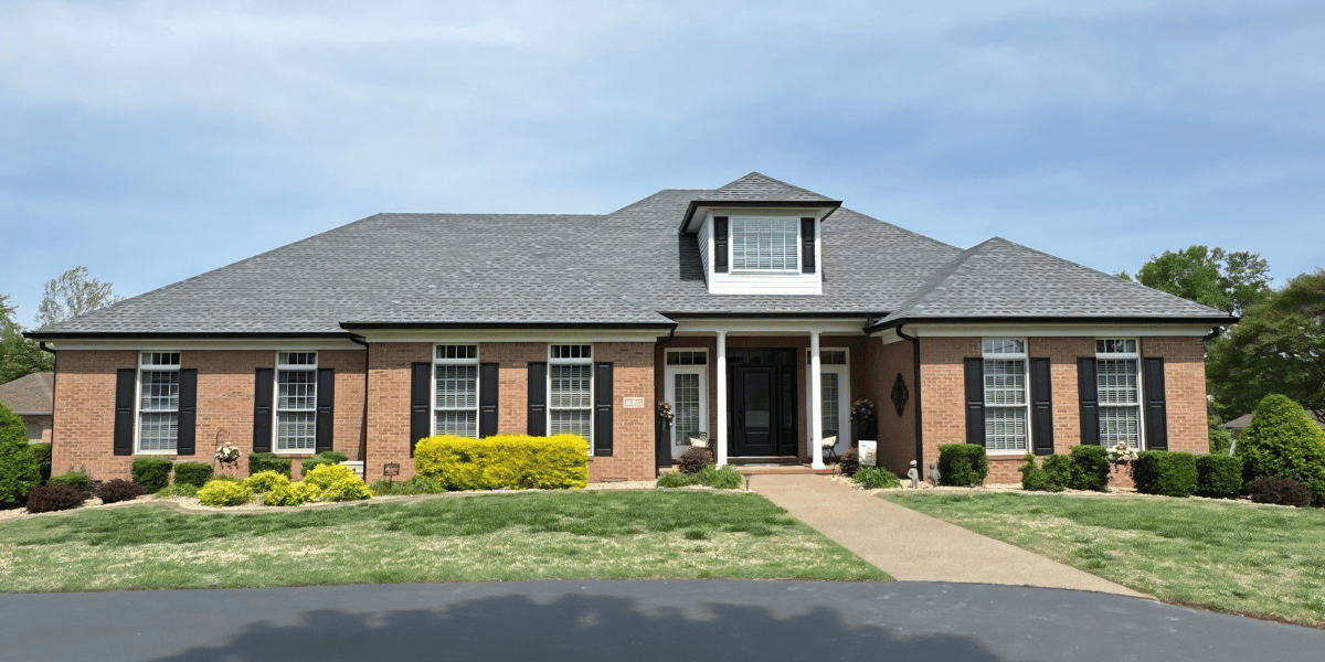 Choosing the Right Windows and Doors for Kentucky Weather - Bath Planet of Bowling Green - finished windows job in Kentucky