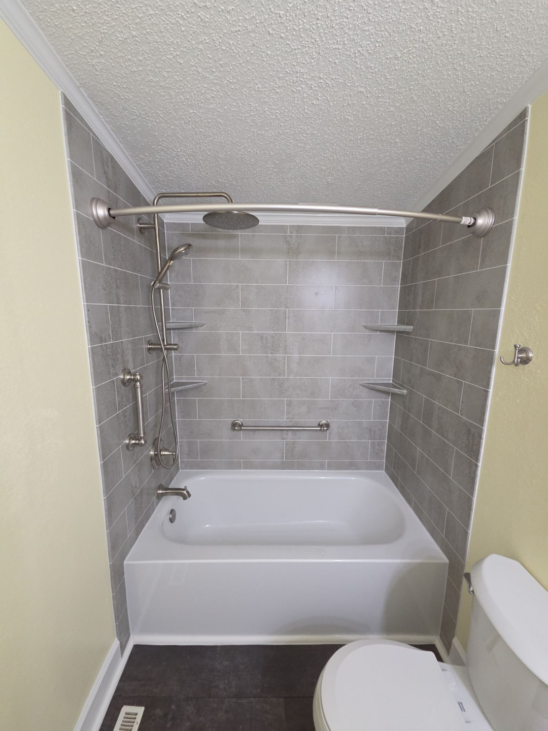 Soaking Tub Glasgow KY - tub and shower combination